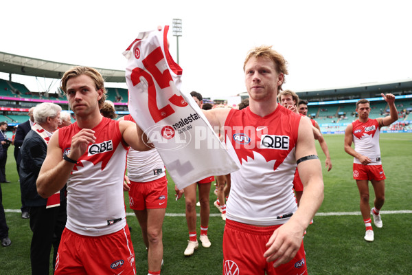 AFL Rd 2  - Sydney v Hawthorn - A-1011667