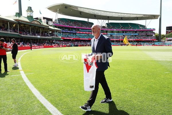 AFL Rd 2  - Sydney v Hawthorn - A-1013688