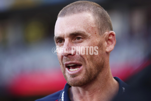 AFL Rd 3 - Melbourne v Sydney - A-1069043