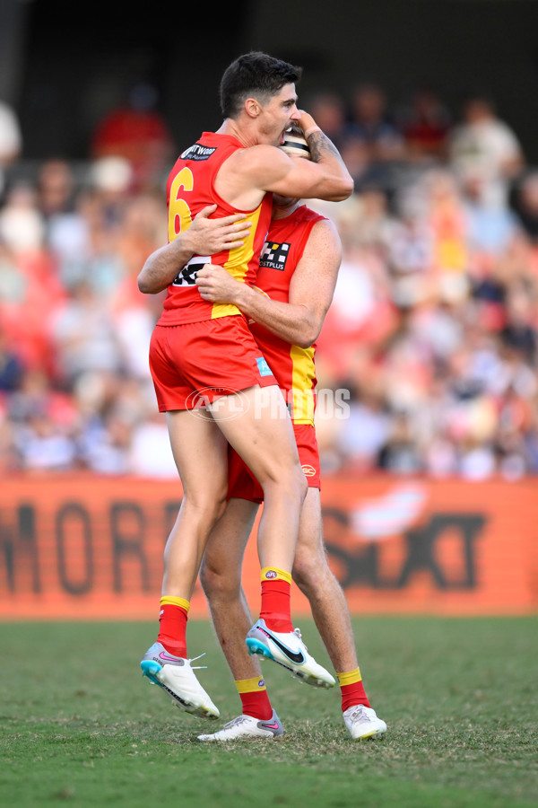 AFL Rd 3 - Gold Coast v Geelong - A-1074619
