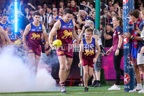 AFL Rd 4 - Brisbane v Collingwood - A-1094222