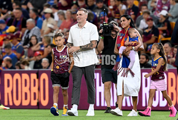 AFL Rd 4 - Brisbane v Collingwood - A-1094231