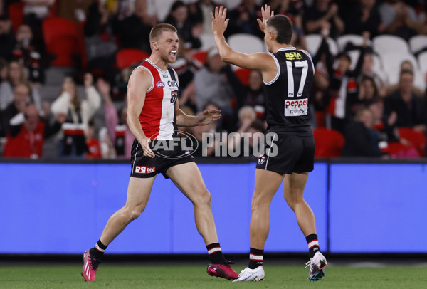AFL Rd 4 - St Kilda v Gold Coast - A-1125438