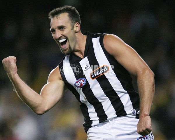 AFL 2006 Rd 2 - Hawthorn v Collingwood - 187398