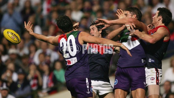 AFL 2006 2nd Semi-Final - Fremantle v Melbourne - 190973