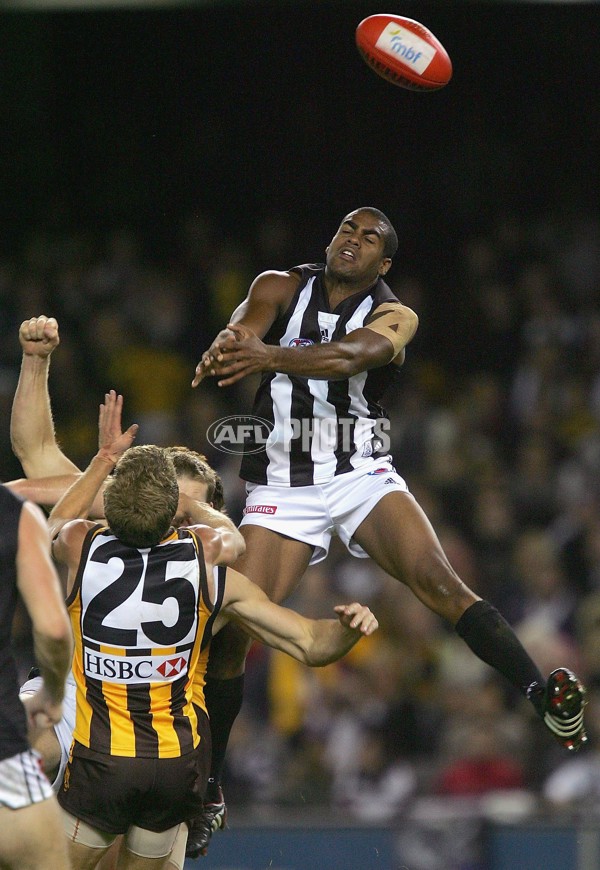 AFL 2006 Rd 2 - Hawthorn v Collingwood - 187410