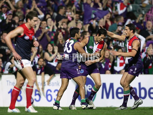 AFL 2006 2nd Semi-Final - Fremantle v Melbourne - 190974