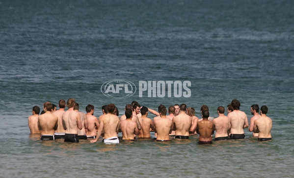 AFL 2011 Recovery - Collingwood 190911 - 243661
