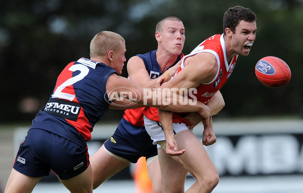 VFL 2012 Rd 01 - Coburg Tigers v Northen Blues - 250793