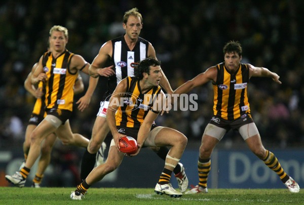 AFL 2006 Rd 2 - Hawthorn v Collingwood - 189652