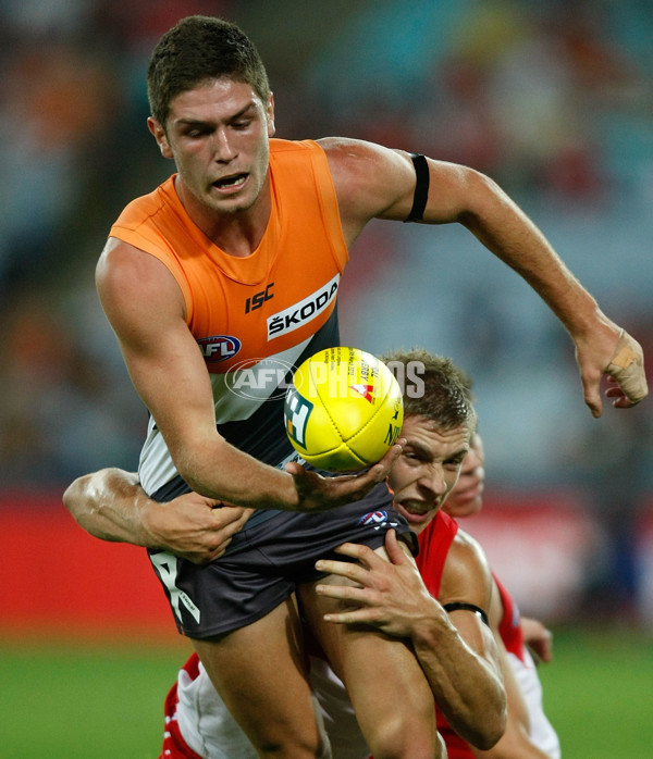AFL 2012 Rd 01 - GWS Giants v Sydney - 250785