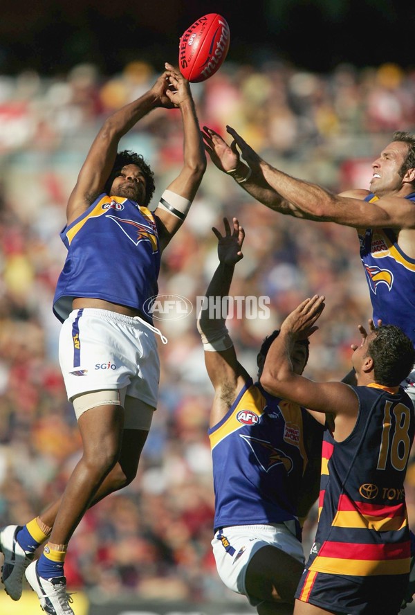 AFL 2006 Rd 2 - Adelaide Crows v West Coast Eagles - 43832