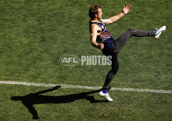 AFL 2006 Media - West Coast Eagles Training Session 150906 - 46911