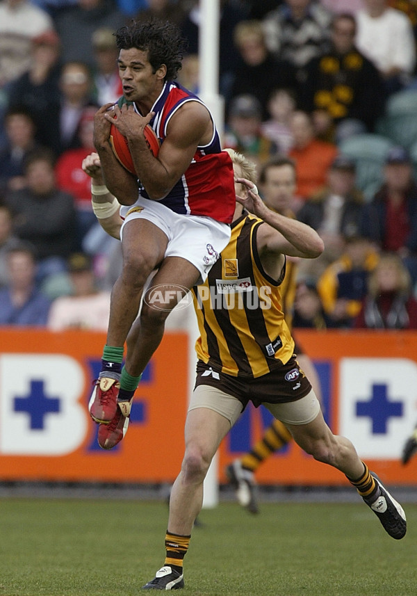 AFL 2004 Rd 8 - Hawthorn v Fremantle - 65703