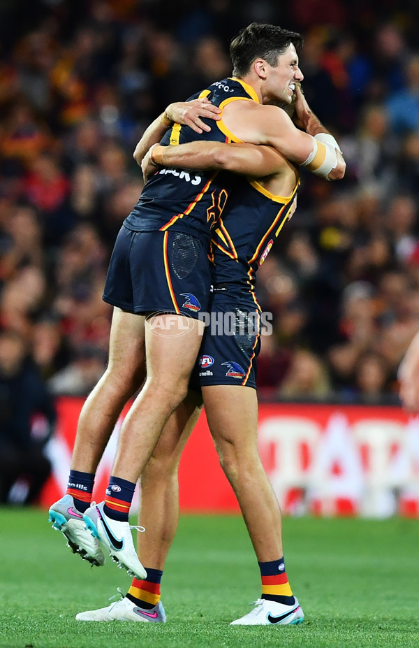 AFL Rd 5 - Adelaide v Carlton - A-1180824