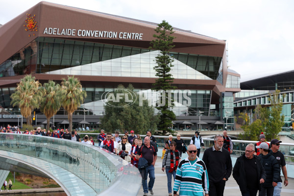 AFL Rd 5 - Essendon v Melbourne - A-1202858