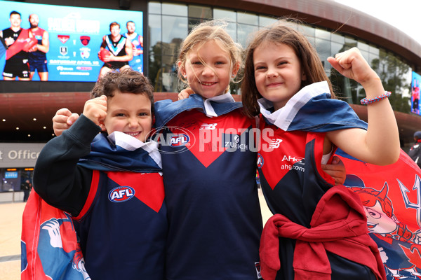 AFL Rd 5 - Essendon v Melbourne - A-1202974