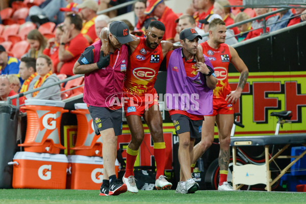 AFL Rd 6 - Gold Coast v North Melbourne - A-1302624