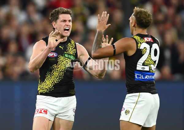 AFL Rd 6 - Melbourne v Richmond - A-1307908