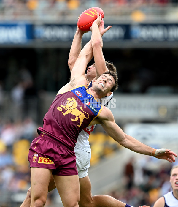 AFL Rd 7 - Brisbane v Fremantle - A-1338219