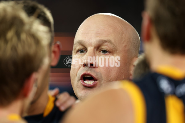 AFL Rd 7 - Adelaide v Collingwood - A-1387197