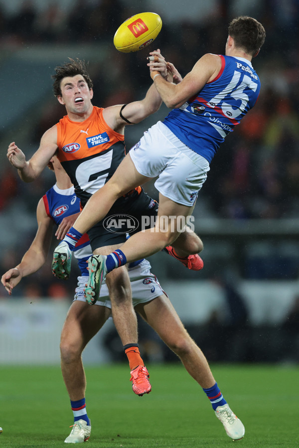 AFL Rd 8 - GWS v Western Bulldogs - A-1432171