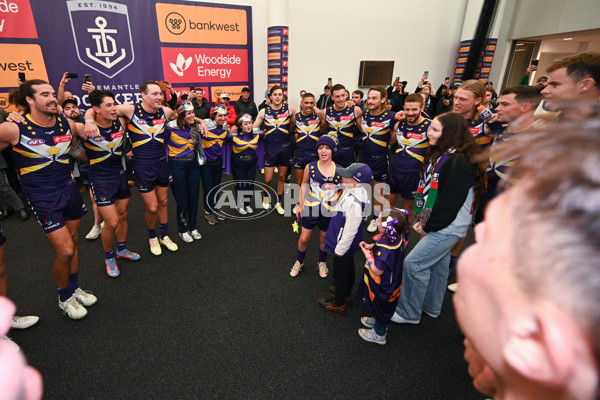 AFL Rd 8 - Fremantle v Hawthorn - A-1437895