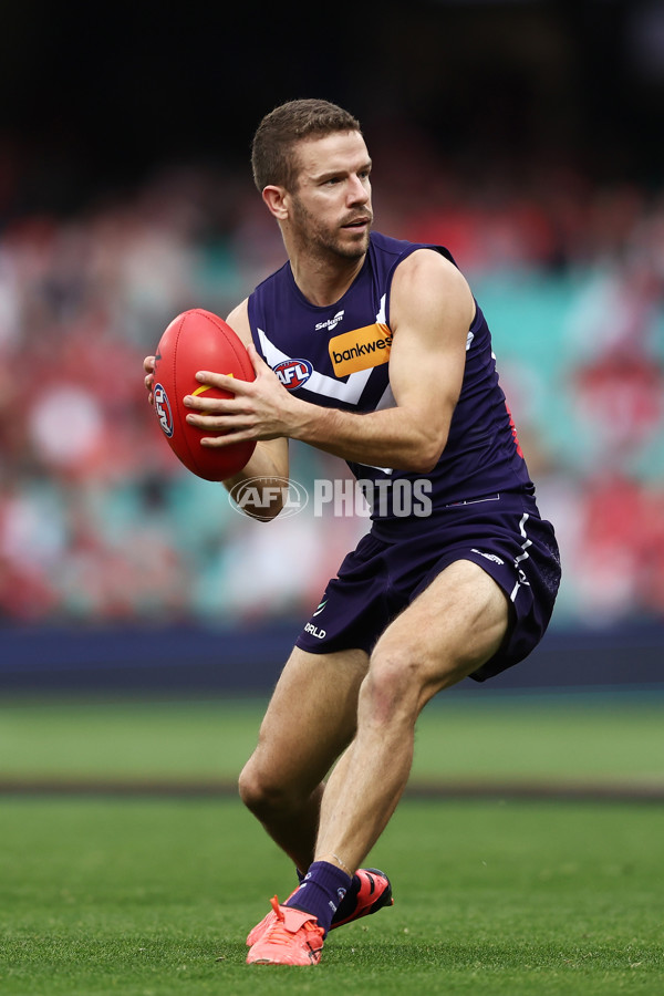 AFL Rd 9 - Sydney v Fremantle - A-1498160