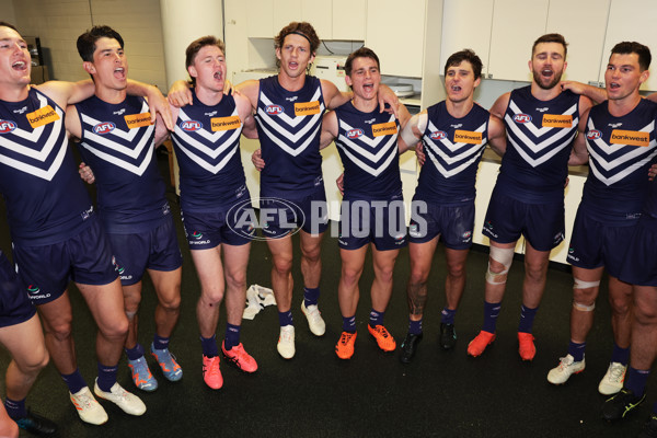 AFL Rd 9 - Sydney v Fremantle - A-1499142