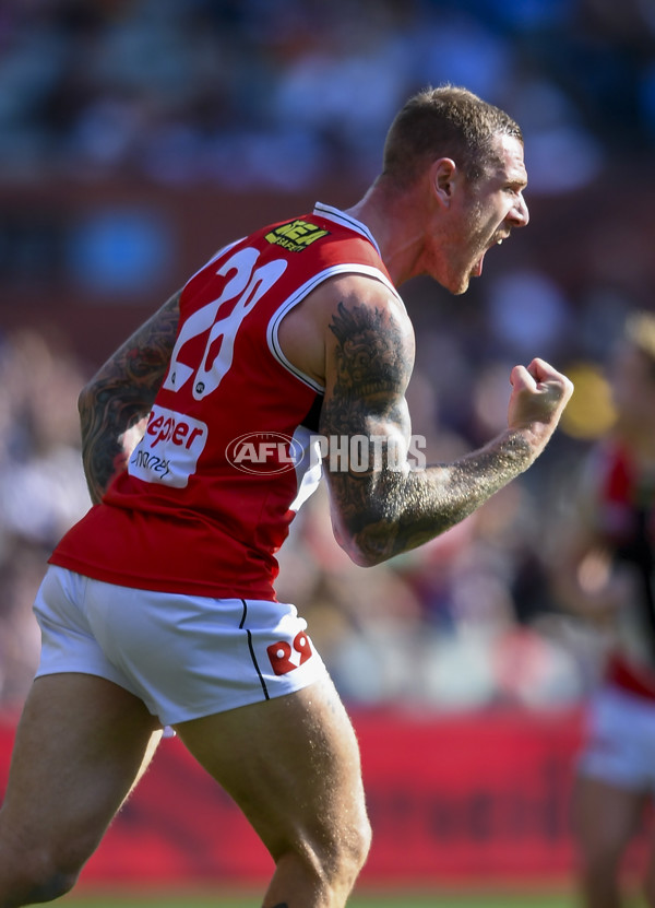 AFL Rd 9 - Adelaide v St Kilda - A-1526724