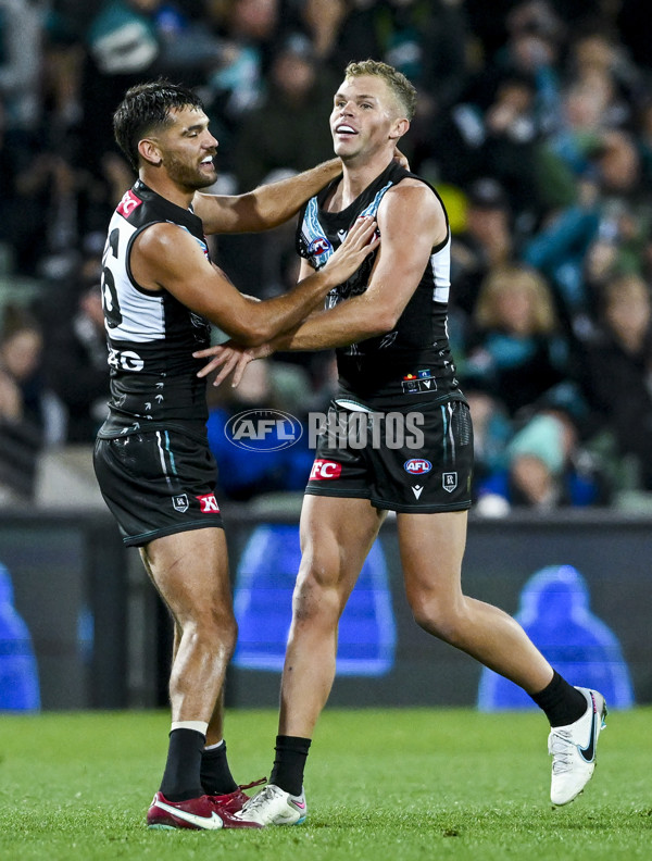 AFL 2023 Round 10 - Yartapuulti v Narrm - A-1555736