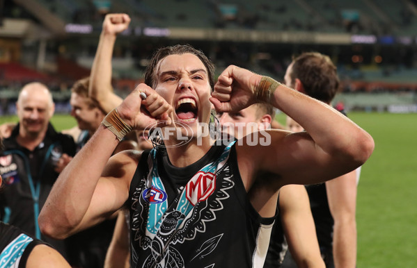 AFL 2023 Round 10 - Yartapuulti v Narrm - A-1558033