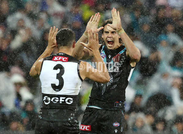 AFL 2023 Round 10 - Yartapuulti v Narrm - A-1558091