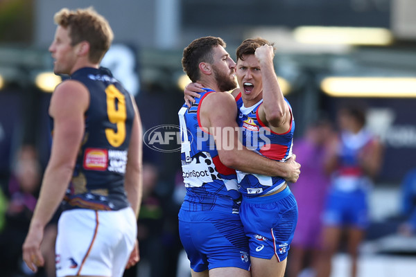 AFL 2023 Round 10 - Western Bulldogs v Adelaide - A-1566149