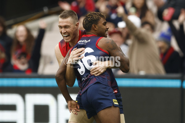 AFL 2023 Round 11 - Narrm v Walyalup - A-1654234