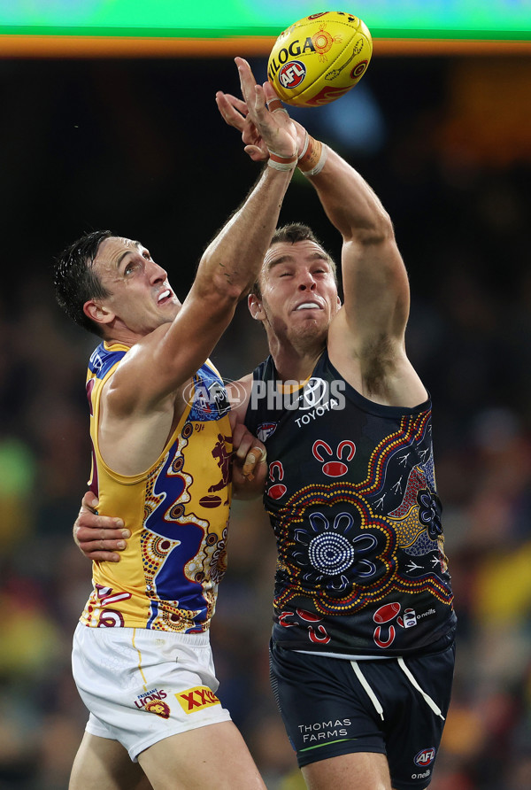 AFL 2023 Round 11 - Adelaide v Brisbane - A-1697153