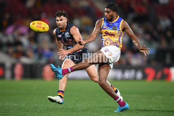 AFL 2023 Round 11 - Adelaide v Brisbane - A-1700186