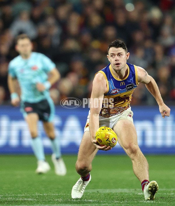 AFL 2023 Round 11 - Adelaide v Brisbane - A-1701530