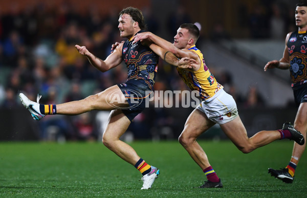 AFL 2023 Round 11 - Adelaide v Brisbane - A-1703629