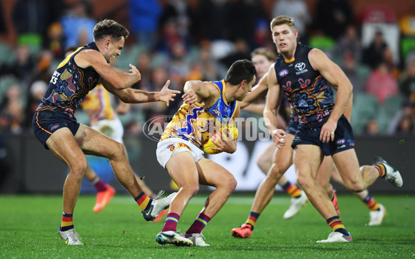 AFL 2023 Round 11 - Adelaide v Brisbane - A-1703644