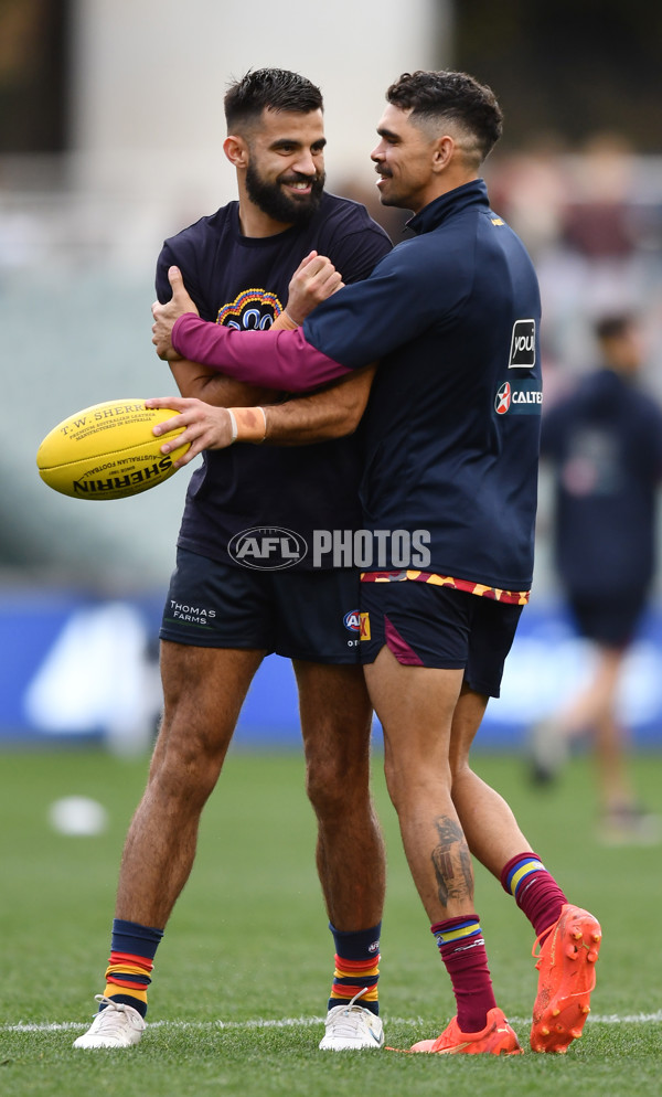 AFL 2023 Round 11 - Adelaide v Brisbane - A-1703666