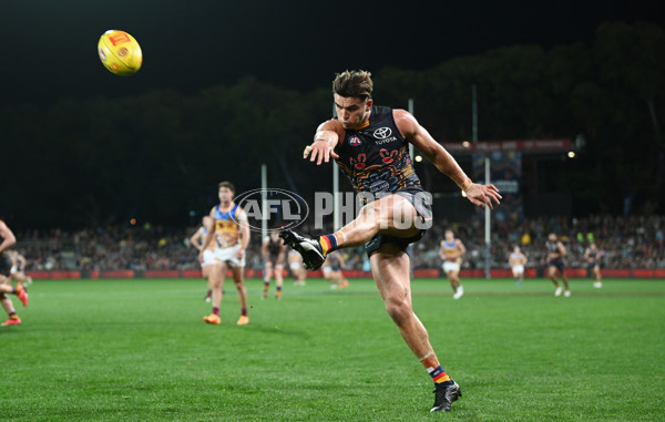 AFL 2023 Round 11 - Adelaide v Brisbane - A-1704588