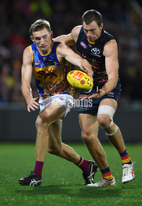 AFL 2023 Round 11 - Adelaide v Brisbane - A-1704613