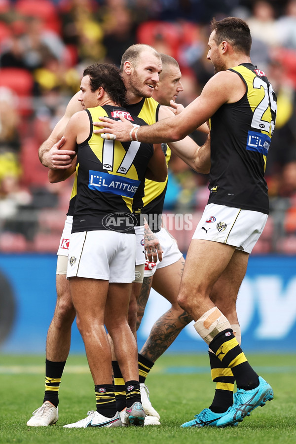 AFL 2023 Round 12 - GWS v Richmond - A-1746401