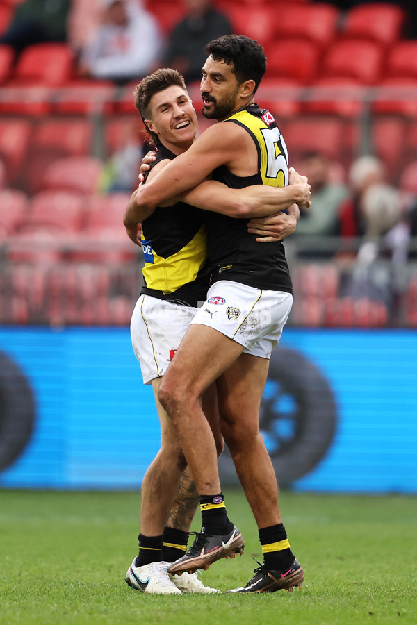 AFL 2023 Round 12 - GWS v Richmond - A-1751307