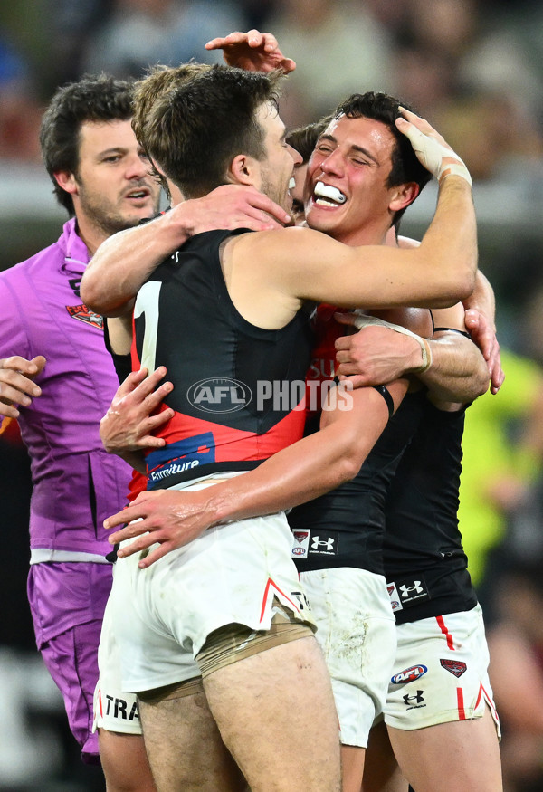 AFL 2023 Round 13 - Carlton v Essendon - A-1811151