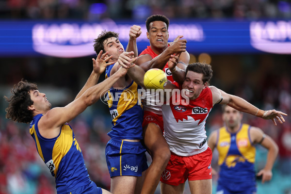 AFL 2023 Round 15 - Sydney v West Coast - A-1892413
