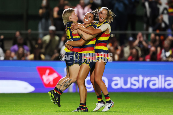 Photographers Choice - AFLW 2023 Finals Week 02 - A-2128788