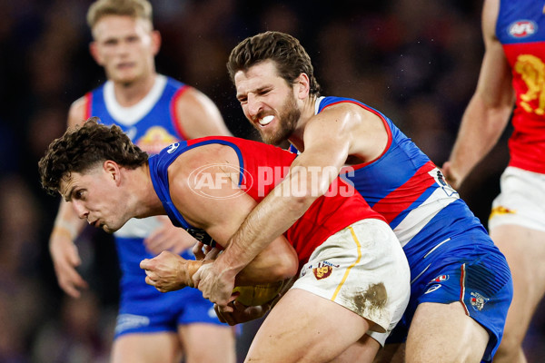 AFL 2024 Round 13 - Western Bulldogs v Brisbane - A-2154442