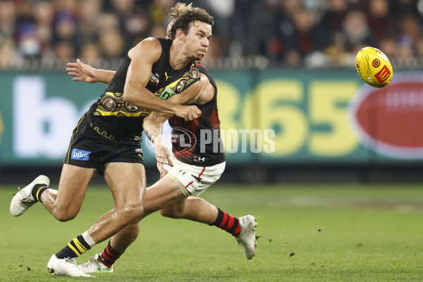 AFL 2022 Round 10 - Richmond v Essendon - A-365958